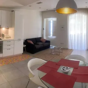 Classic Studio Apartament Appartamento La Valletta