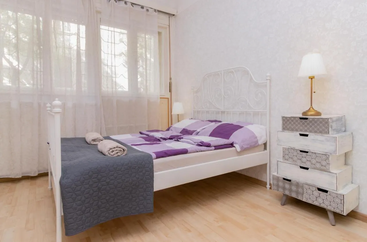Aurora Main Street Apartment Budapest