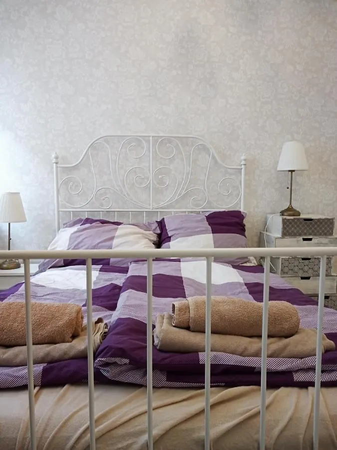 Aurora Main Street Apartment Budapest 0*,